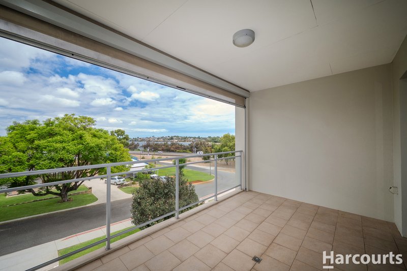 Photo - 64/10 Roebuck Drive, Salter Point WA 6152 - Image 8