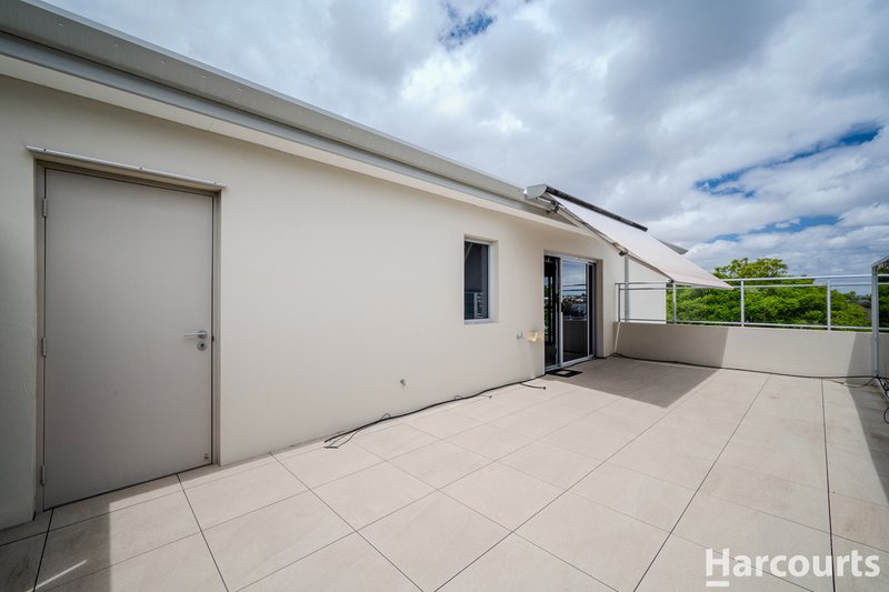 Photo - 64/10 Roebuck Drive, Salter Point WA 6152 - Image 16