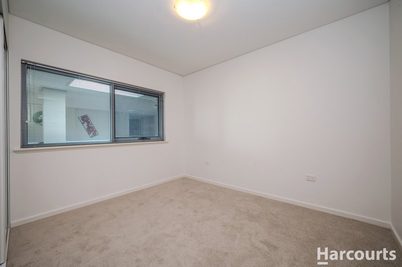 Photo - 64/10 Roebuck Drive, Salter Point WA 6152 - Image 32