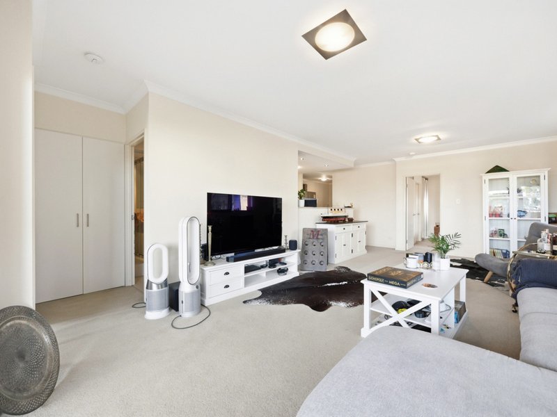 Photo - 64/18 Wellington Street, East Perth WA 6004 - Image 5