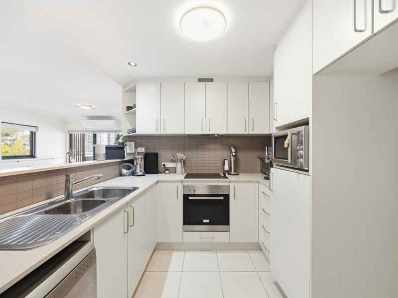 Photo - 64/18 Wellington Street, East Perth WA 6004 - Image 9