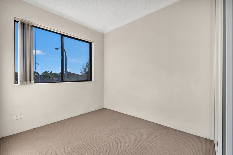 Photo - 6/42 Copeland Street, Liverpool NSW 2170 - Image 4