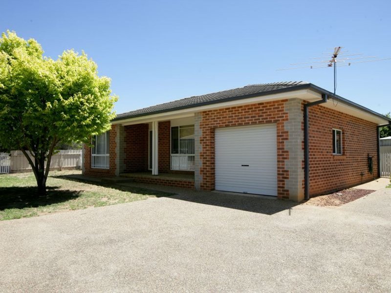 Photo - 6/42 Lamilla Street, Glenfield Park NSW 2650 - Image 1