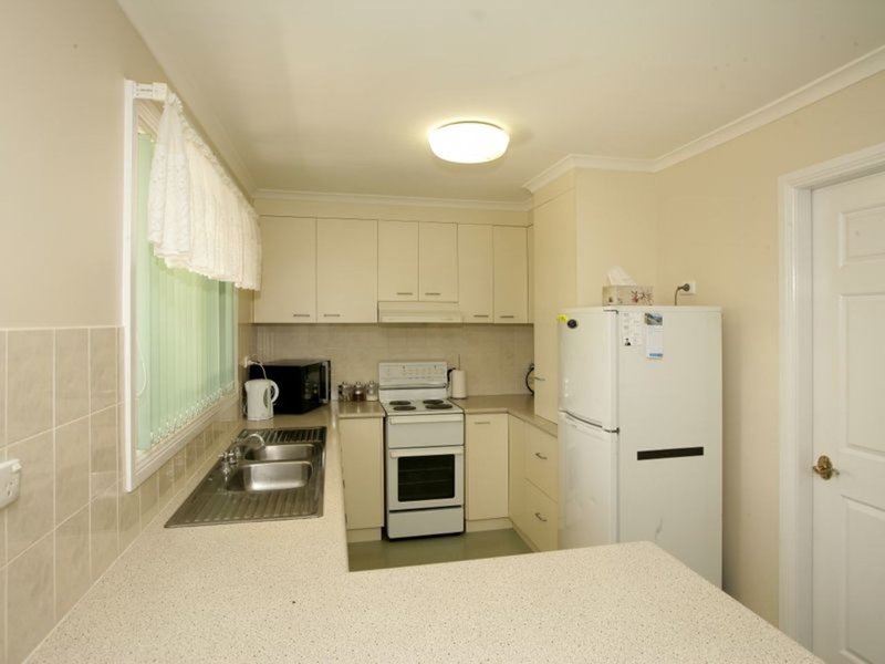 Photo - 6/42 Lamilla Street, Glenfield Park NSW 2650 - Image 4