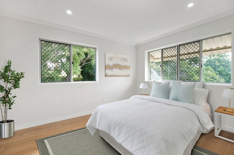 Photo - 6/42 Pembroke Road, Coorparoo QLD 4151 - Image 5