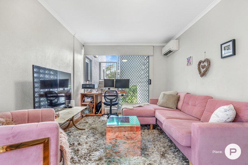 Photo - 6/42 Toorak Road, Hamilton QLD 4007 - Image 6