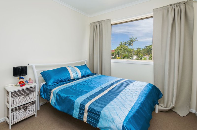 Photo - 6/427 Oxley Drive, Runaway Bay QLD 4216 - Image 7