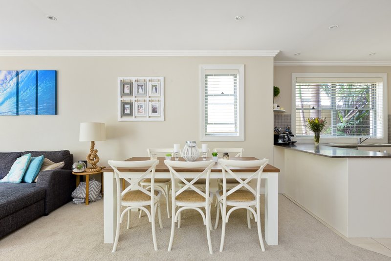 Photo - 6/42a Burchmore Road, Manly Vale NSW 2093 - Image 3