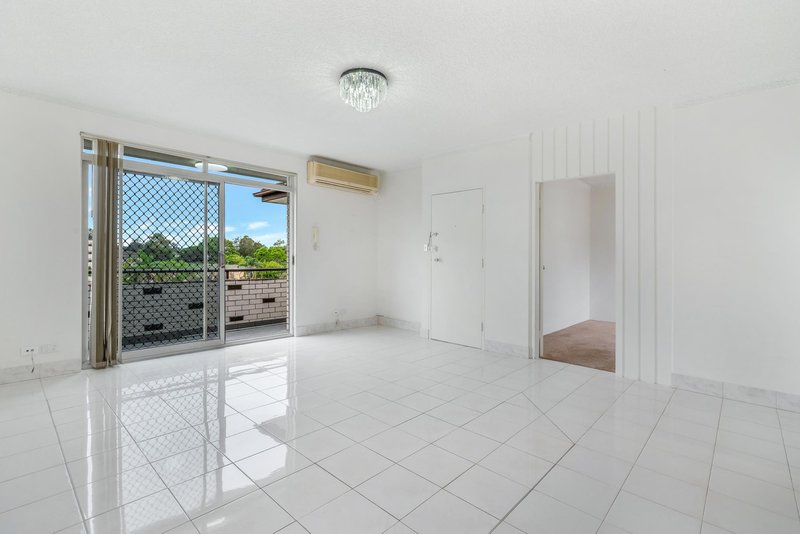 Photo - 6/45-47 Kenyon Street, Fairfield NSW 2165 - Image 2