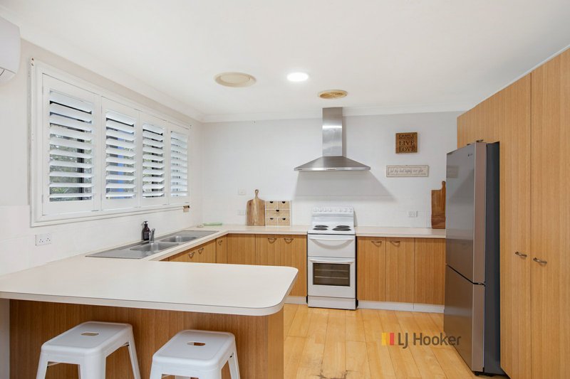 Photo - 6/46-48 Natuna Avenue, Budgewoi NSW 2262 - Image 5