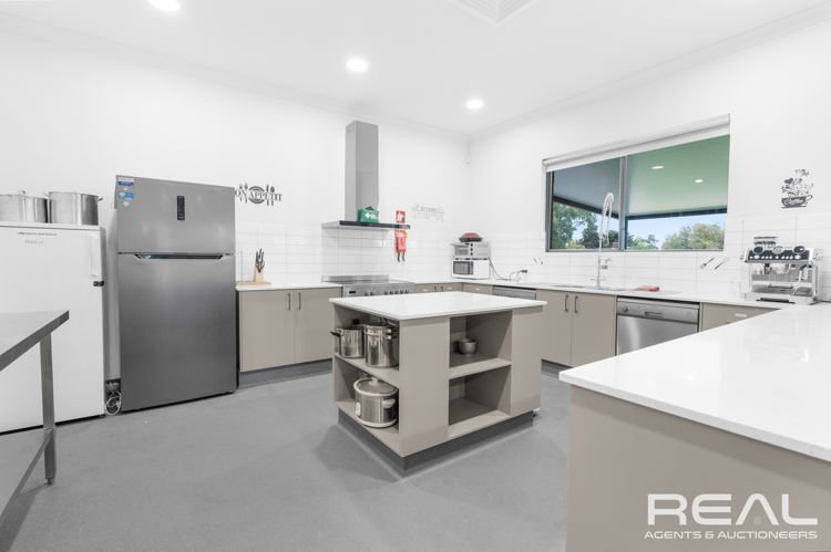 Photo - 64/60A Strathaird Boulevard, Smithfield SA 5114 - Image 25