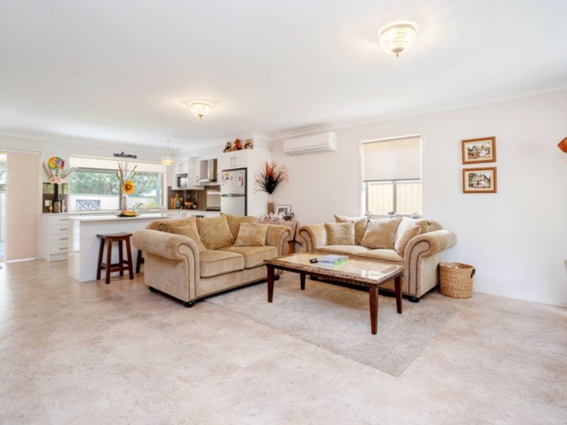 Photo - 6/469 Pine Ridge Road, Runaway Bay QLD 4216 - Image 3