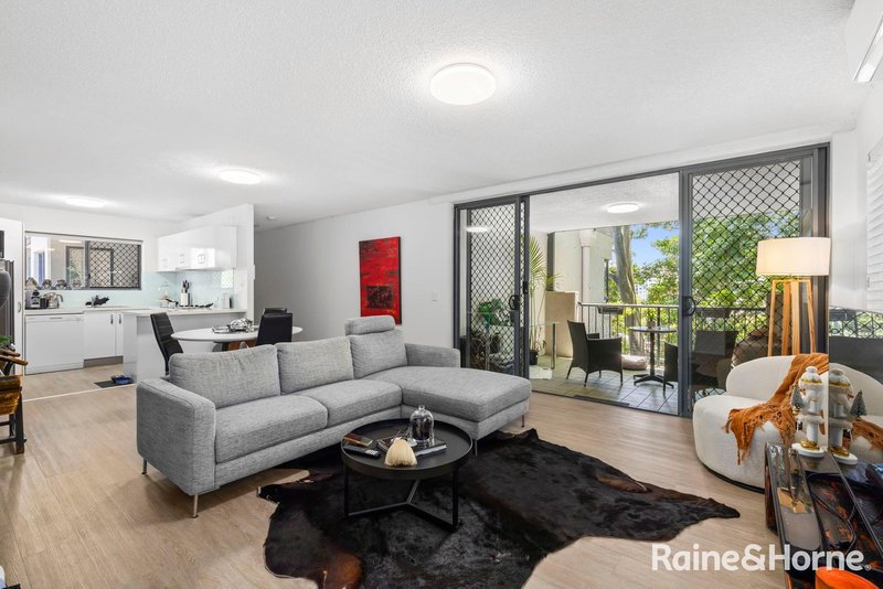 64/7 Landsborough Terrace, Toowong QLD 4066
