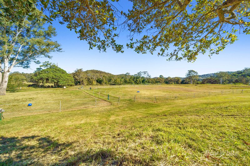 Photo - 647 Stanmore Road, Luscombe QLD 4207 - Image 17