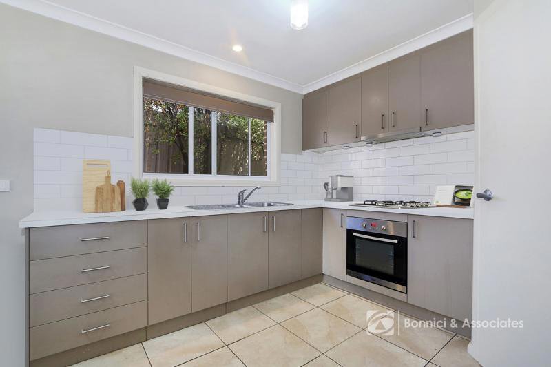 Photo - 6/470 Wagga Road, Lavington NSW 2641 - Image 3