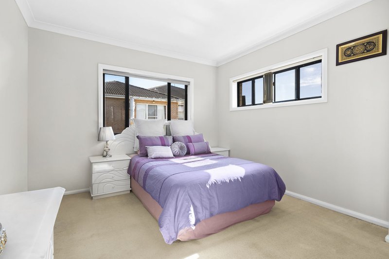 Photo - 6/48 Memorial Avenue, Merrylands NSW 2160 - Image 5