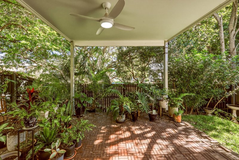 Photo - 6/49-51 Tarana Street, Camp Hill QLD 4152 - Image 2