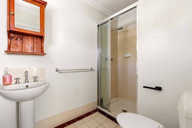 Photo - 6/49-51 Tarana Street, Camp Hill QLD 4152 - Image 11