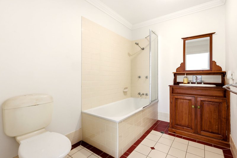 Photo - 6/49-51 Tarana Street, Camp Hill QLD 4152 - Image 12