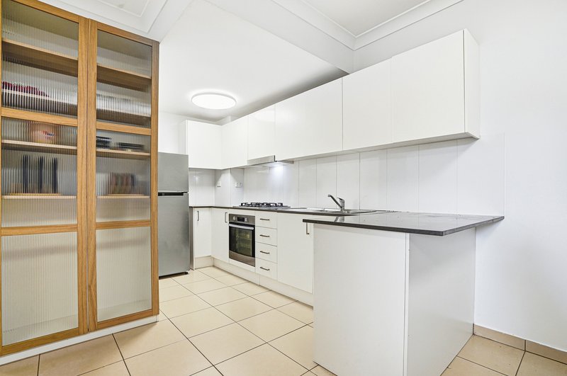 Photo - 6/49-53 Wentworth Avenue, Wentworthville NSW 2145 - Image 6