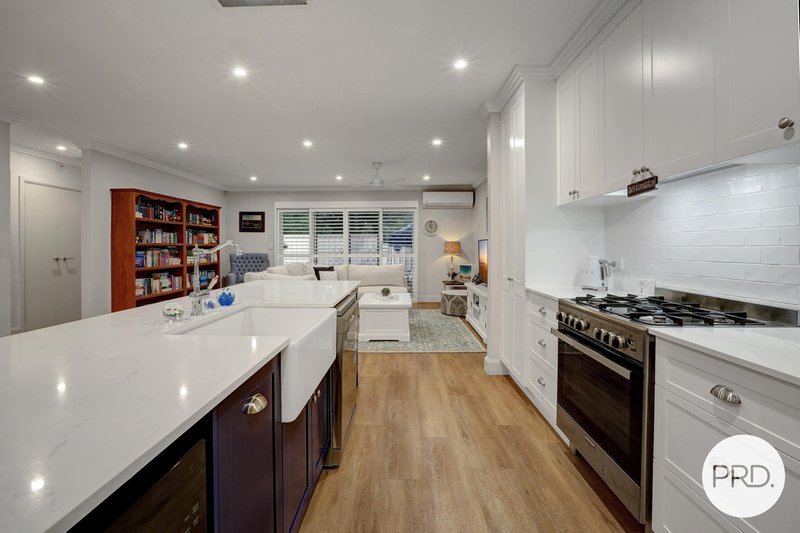 Photo - 6/49-55 Cordeaux Road, Figtree NSW 2525 - Image 3