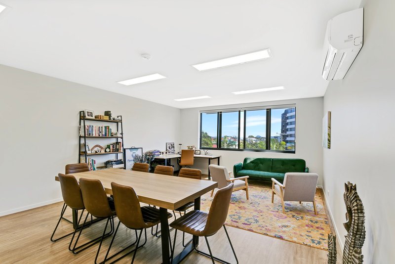 Photo - 6/49 Duporth Avenue, Maroochydore QLD 4558 - Image 3