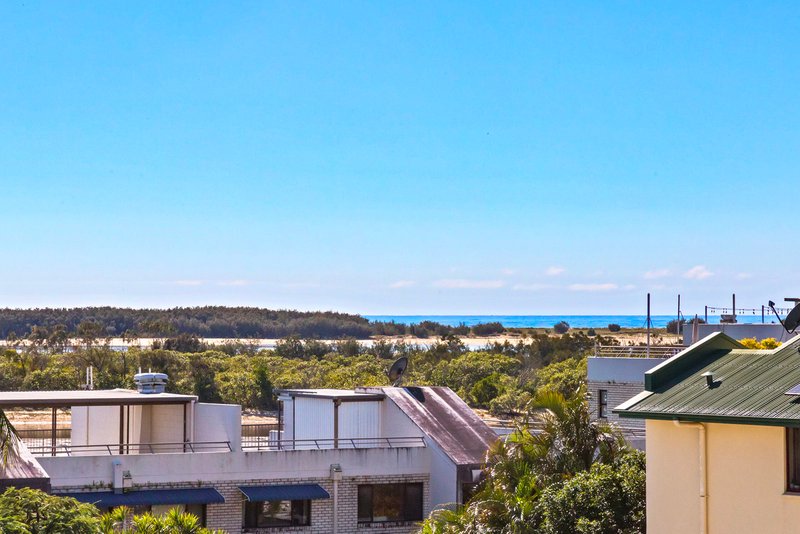 Photo - 6/49 Duporth Avenue, Maroochydore QLD 4558 - Image 7