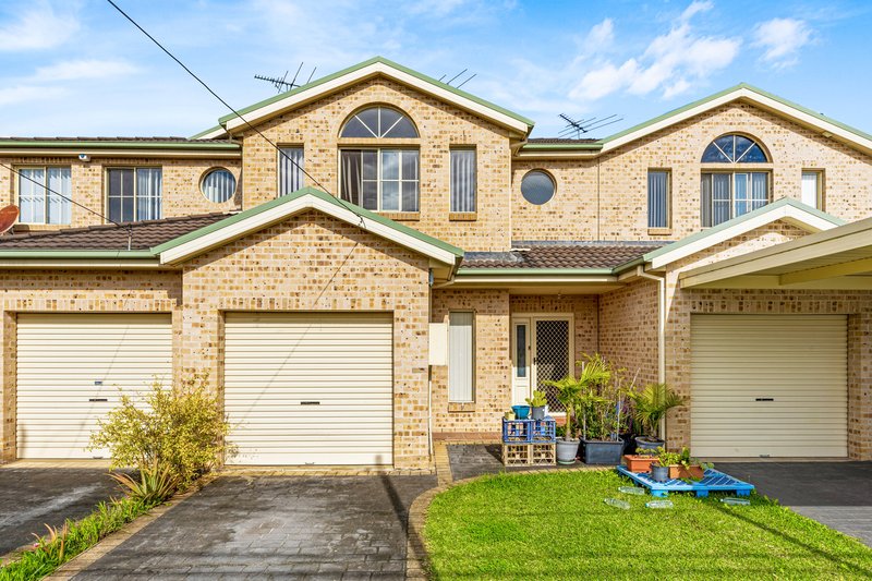 Photo - 64A Buckingham Street, Canley Heights NSW 2166 - Image 1