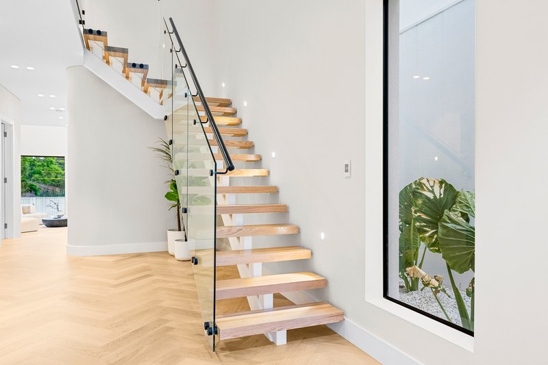 Photo - 64A Raglan Road, Miranda NSW 2228 - Image 10
