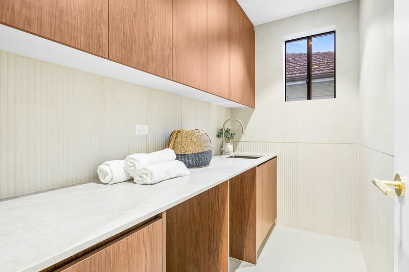 Photo - 64A Raglan Road, Miranda NSW 2228 - Image 21
