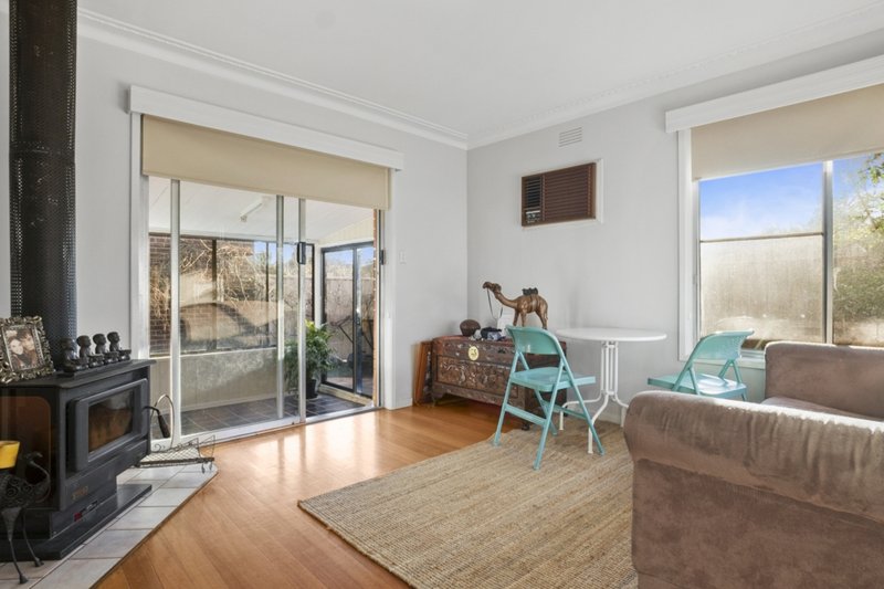 Photo - 64A Wyndham Street, Werribee VIC 3030 - Image 8