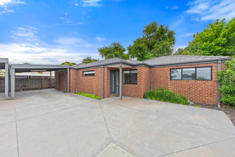 Photo - 64B Racecourse Road, Pakenham VIC 3810 - Image 2