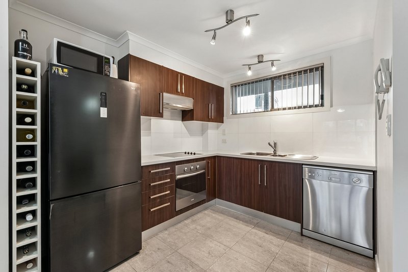 Photo - 6/5-19 Goodall Parade, Mawson Lakes SA 5095 - Image 2