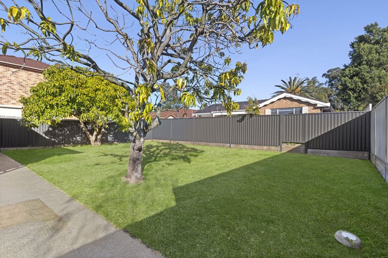 Photo - 65 & 65a Chelmsford Road, South Wentworthville NSW 2145 - Image 9