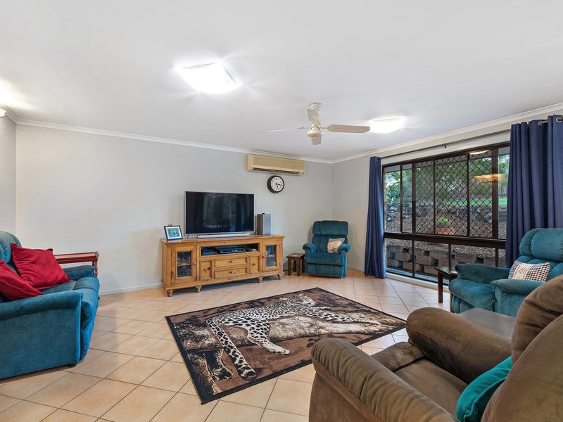 Photo - 65-67 Melbourne Street, Karalee QLD 4306 - Image 10