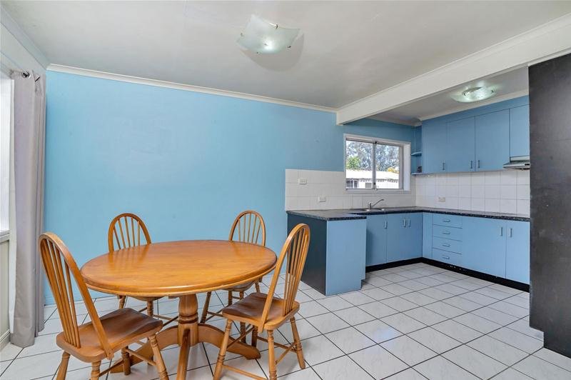 Photo - 65-67 Nerang Street, Waterford QLD 4133 - Image 3