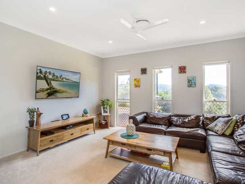 Photo - 65-67 Valleyview Court, Bonogin QLD 4213 - Image 6