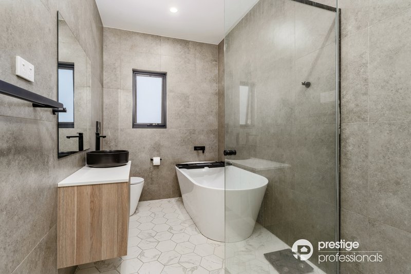 Photo - 6/5-7 Craig Avenue, Moorebank NSW 2170 - Image 12