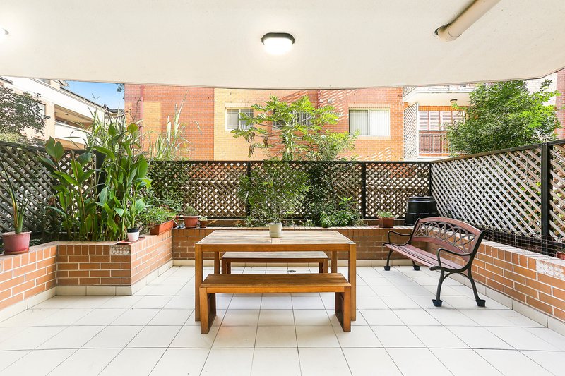 Photo - 6/5-7 Exeter Road, Homebush West NSW 2140 - Image 8