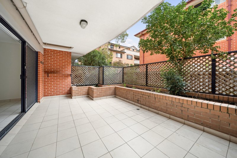 Photo - 6/5-7 Exeter Road, Homebush West NSW 2140 - Image 3