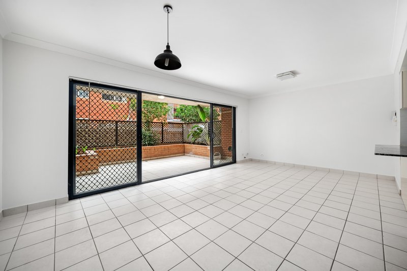 Photo - 6/5-7 Exeter Road, Homebush West NSW 2140 - Image 4