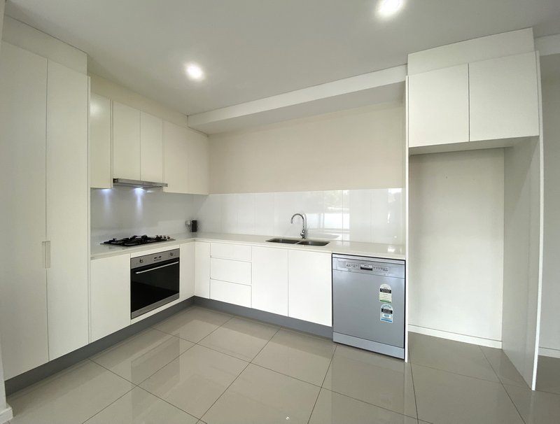 Photo - 6/5-7 Wonga Street, Canterbury NSW 2193 - Image 2