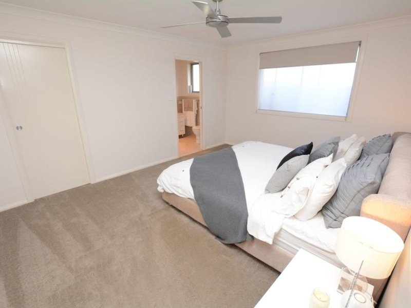 Photo - 65 Albatross Way, Old Bar NSW 2430 - Image 5