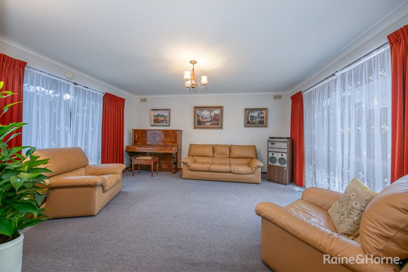 Photo - 65 Anderson Road, Sunbury VIC 3429 - Image 8