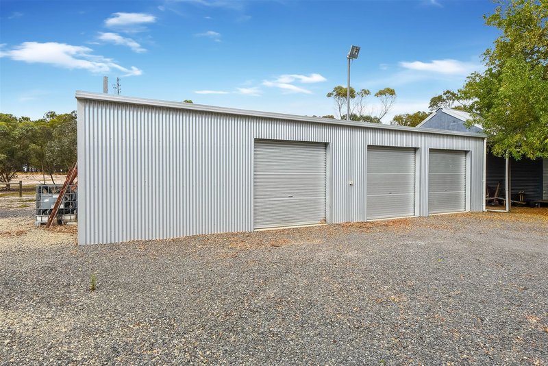 Photo - 65 Asplins Road, Quantong VIC 3401 - Image 11