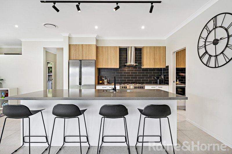 Photo - 65 Attenborough Circuit, North Lakes QLD 4509 - Image 4