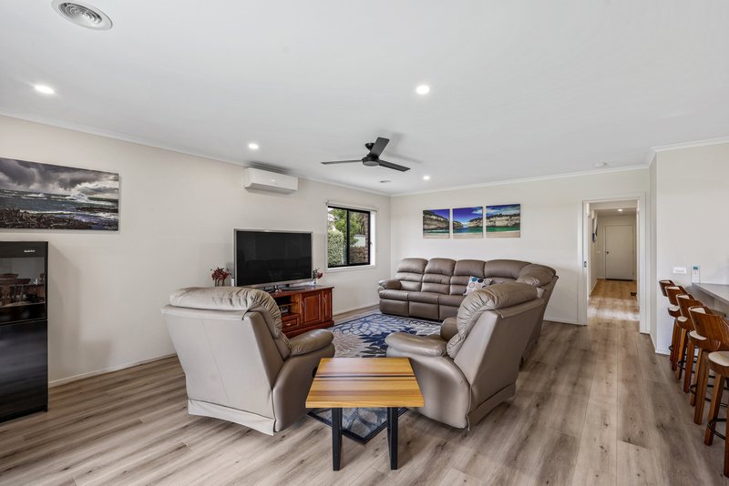 Photo - 65 Barrett Street, Timboon VIC 3268 - Image 4
