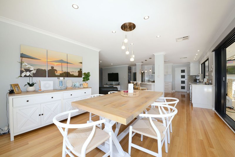 Photo - 65 Bayport Circuit, Mindarie WA 6030 - Image 15