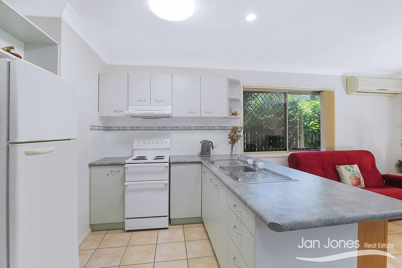 Photo - 6/5 Belvedere Street, Clontarf QLD 4019 - Image 5