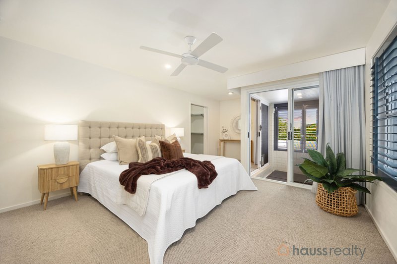 Photo - 65 Berry Street, Sherwood QLD 4075 - Image 10